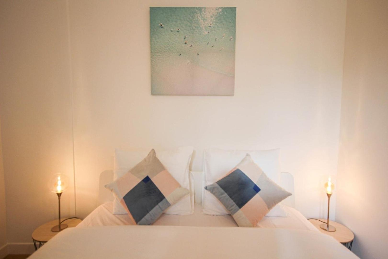 Fully-Equipped Apartment In City Center + Parking Лилль Экстерьер фото